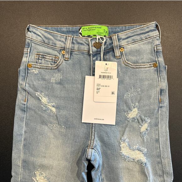 NWT SR vs Sandrine Rose Light Wash Flare Jeans Women's Size 24 - Picture 4 of 8